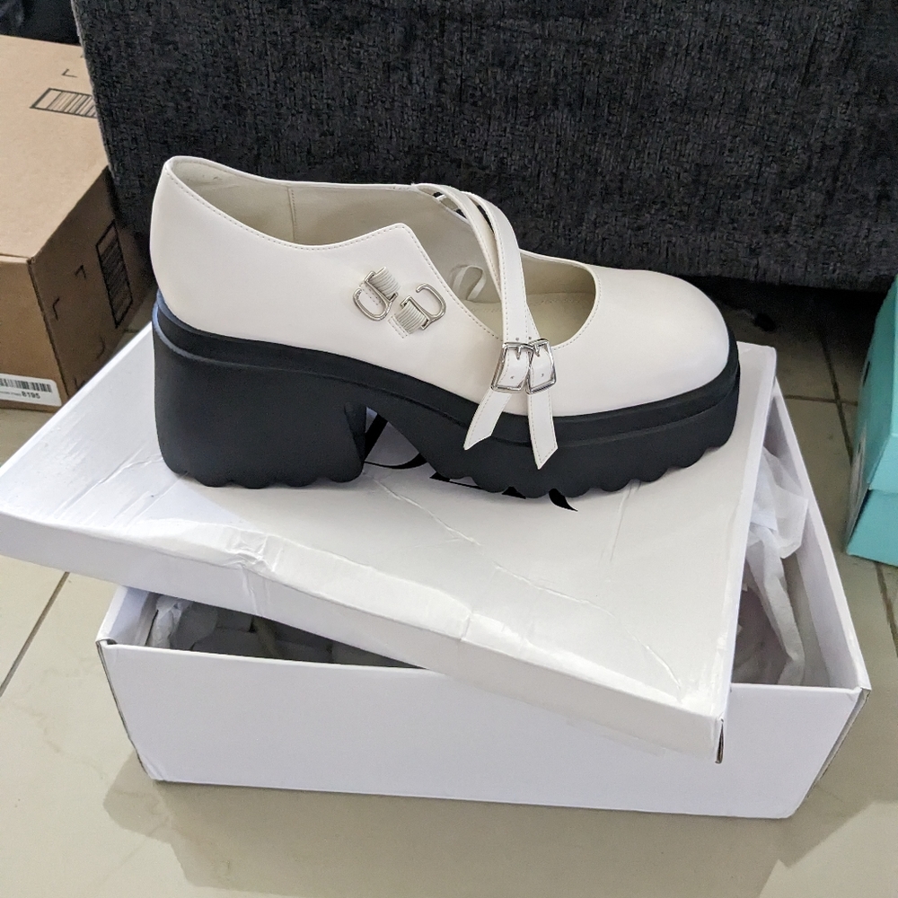 Mary Jane platform